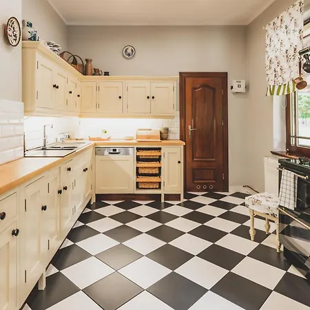 Weranda Z Widokiem Na Karkonosze Bed and breakfast